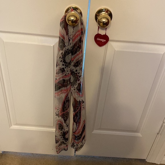 Scarf Bundle - Picture 4 of 6